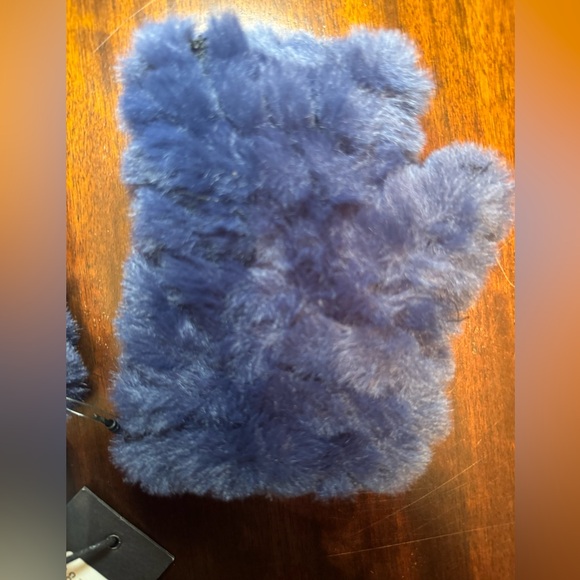 NWT Jocelyn The Mandy Mittens in Navy. Their Classic Style. Soft Cozy Stylish - Picture 3 of 4